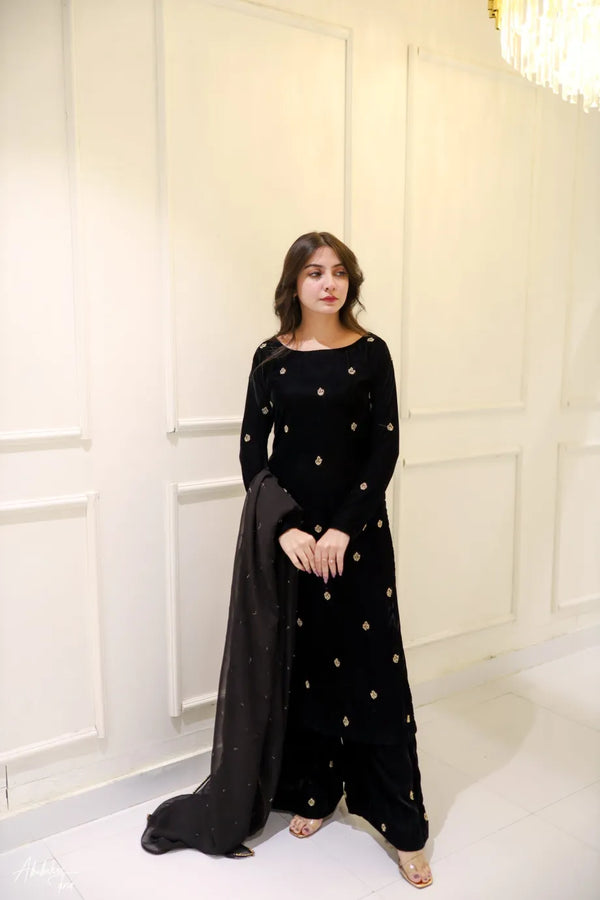 NOIR — Black Velvet Luxury